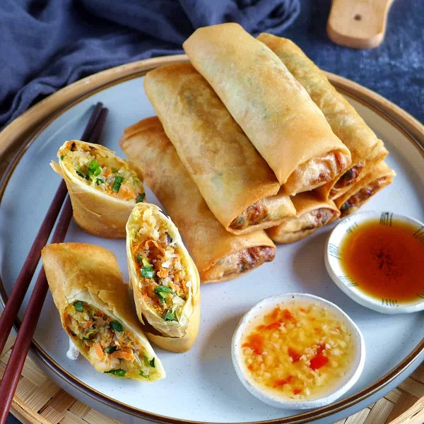 Spring Rolls With Sauces