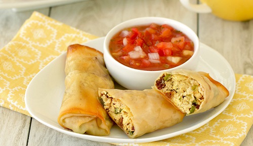 air fried egg rolls with sauce